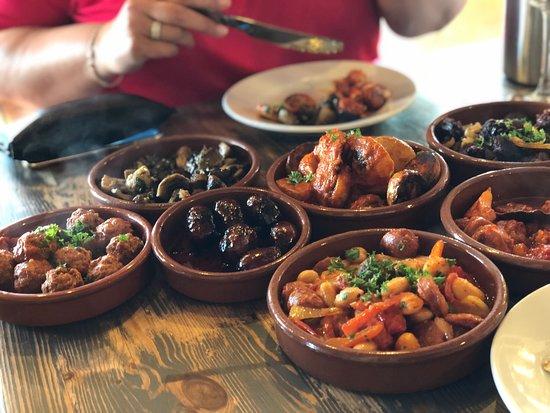 Estrella Morada Bar de Tapas